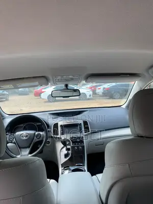 Toyota Venza LE AWD 2013 Gray