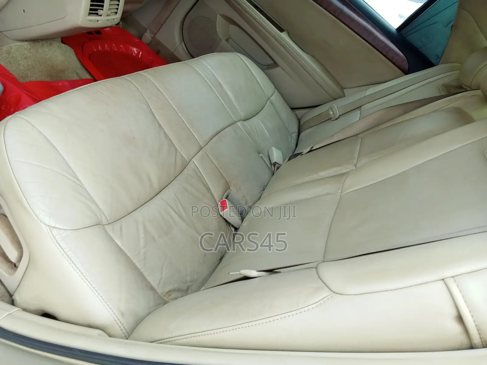 Toyota Avalon 2011 Beige