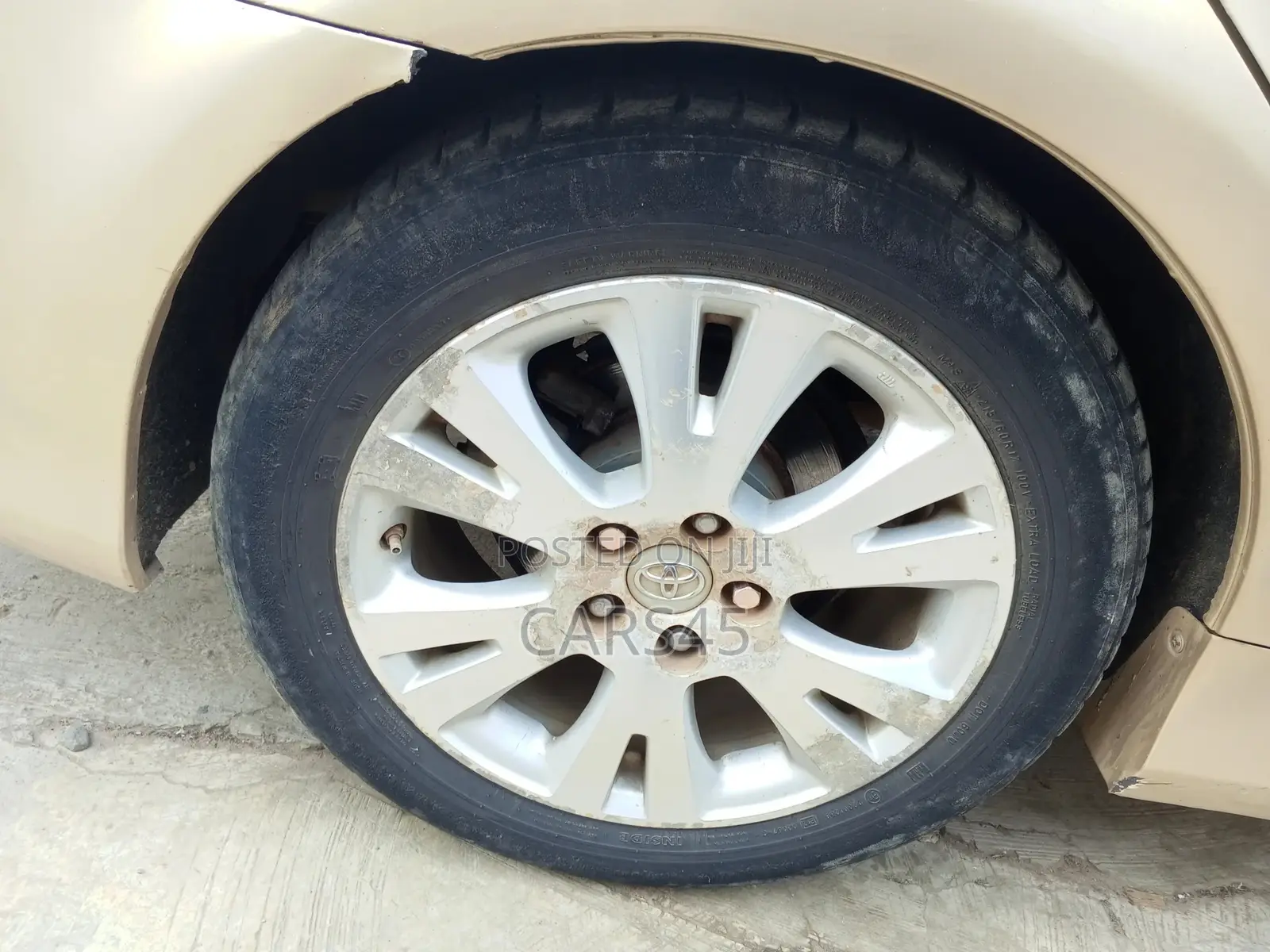 Toyota Avalon 2011 Beige
