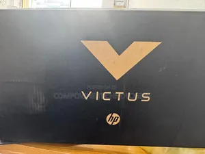 New Laptop HP Victus 15 24GB Intel Core i7 SSD 1T