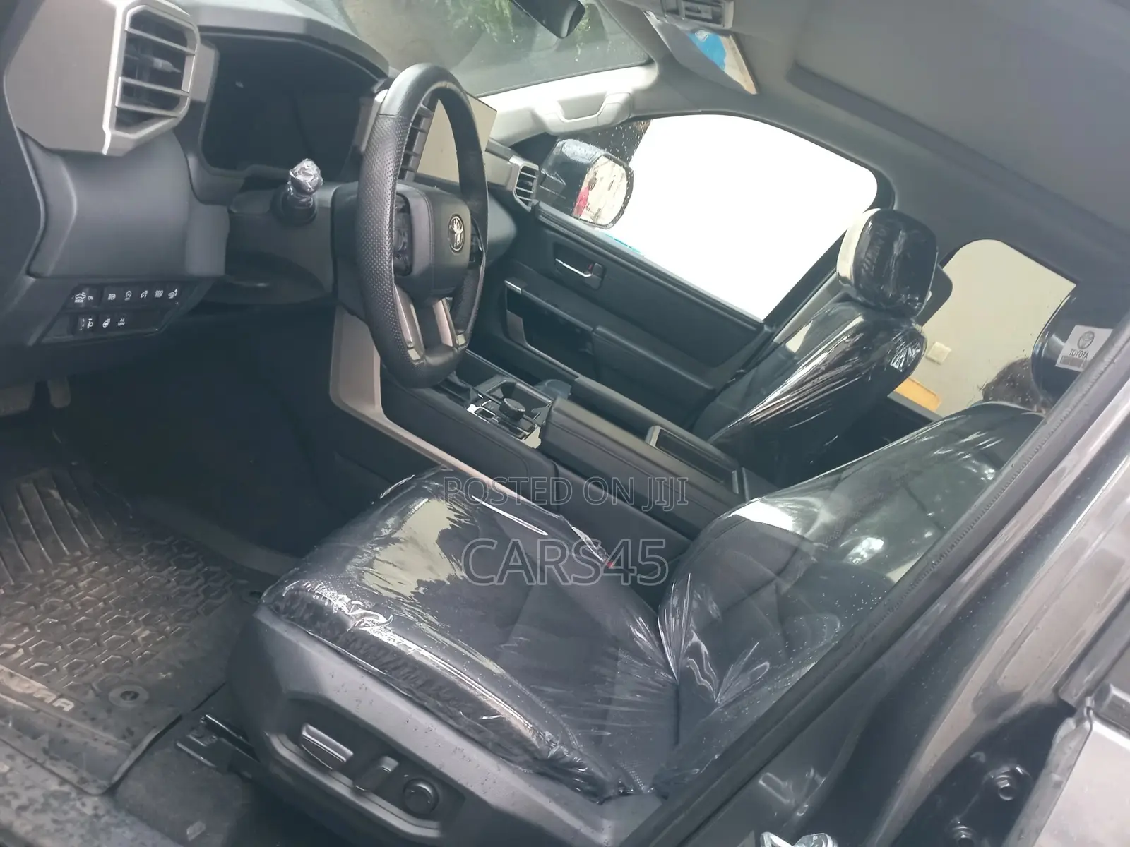 Toyota Tundra 2025 Gray
