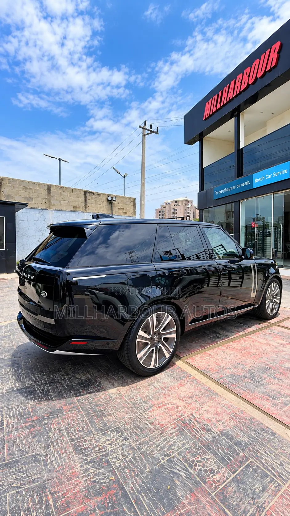 Rover Land 2023 Black