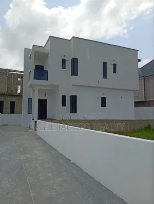 4bdrm Duplex in Peninsula Estate for sale