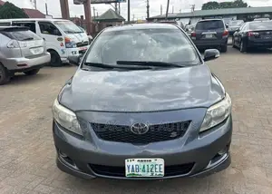 Toyota Corolla S 4dr Sedan (1.8L 4cyl 4A) 2010 Gray
