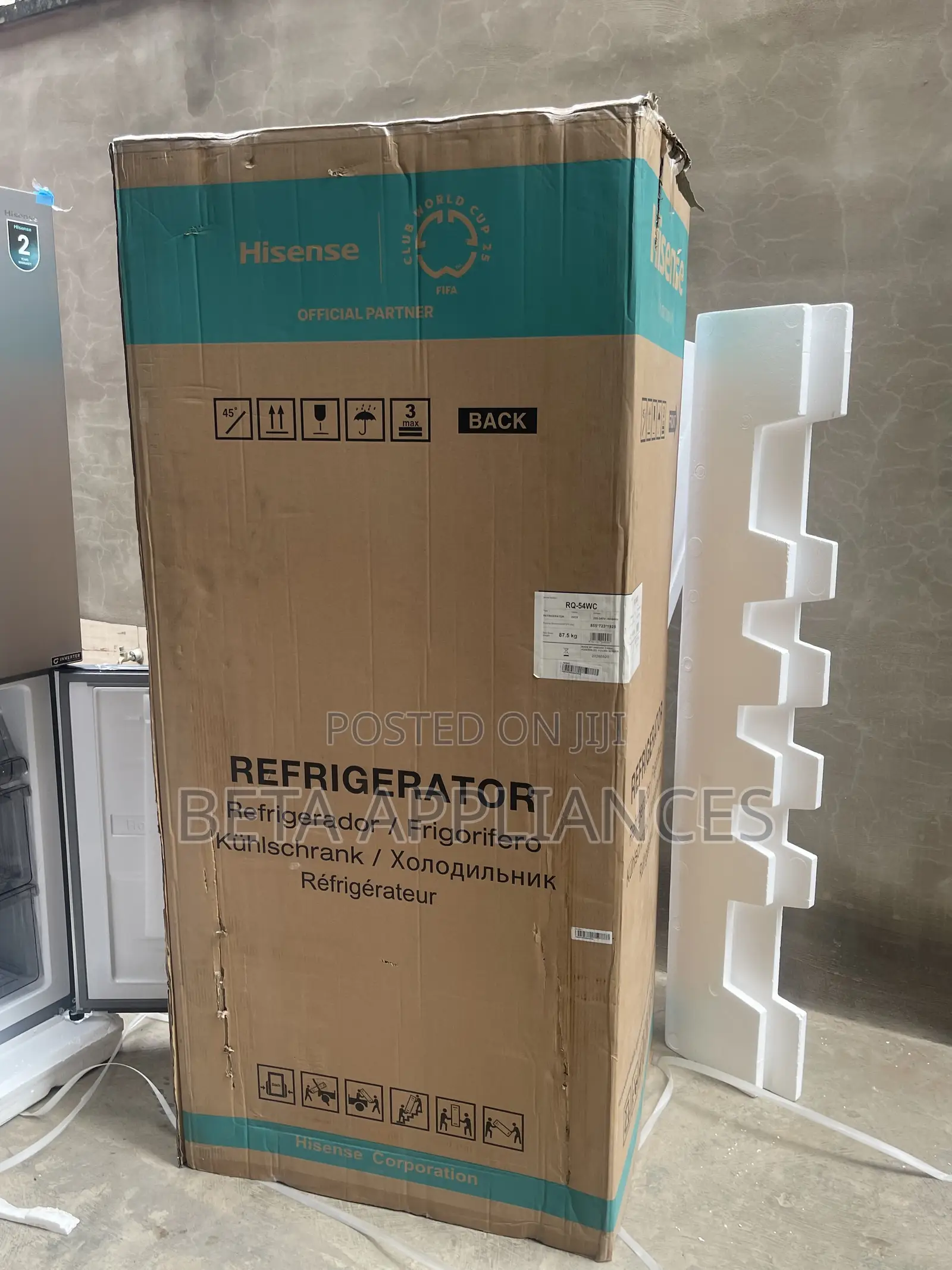 Hisense 4-Door Fridge With Advanced Cooling Technology