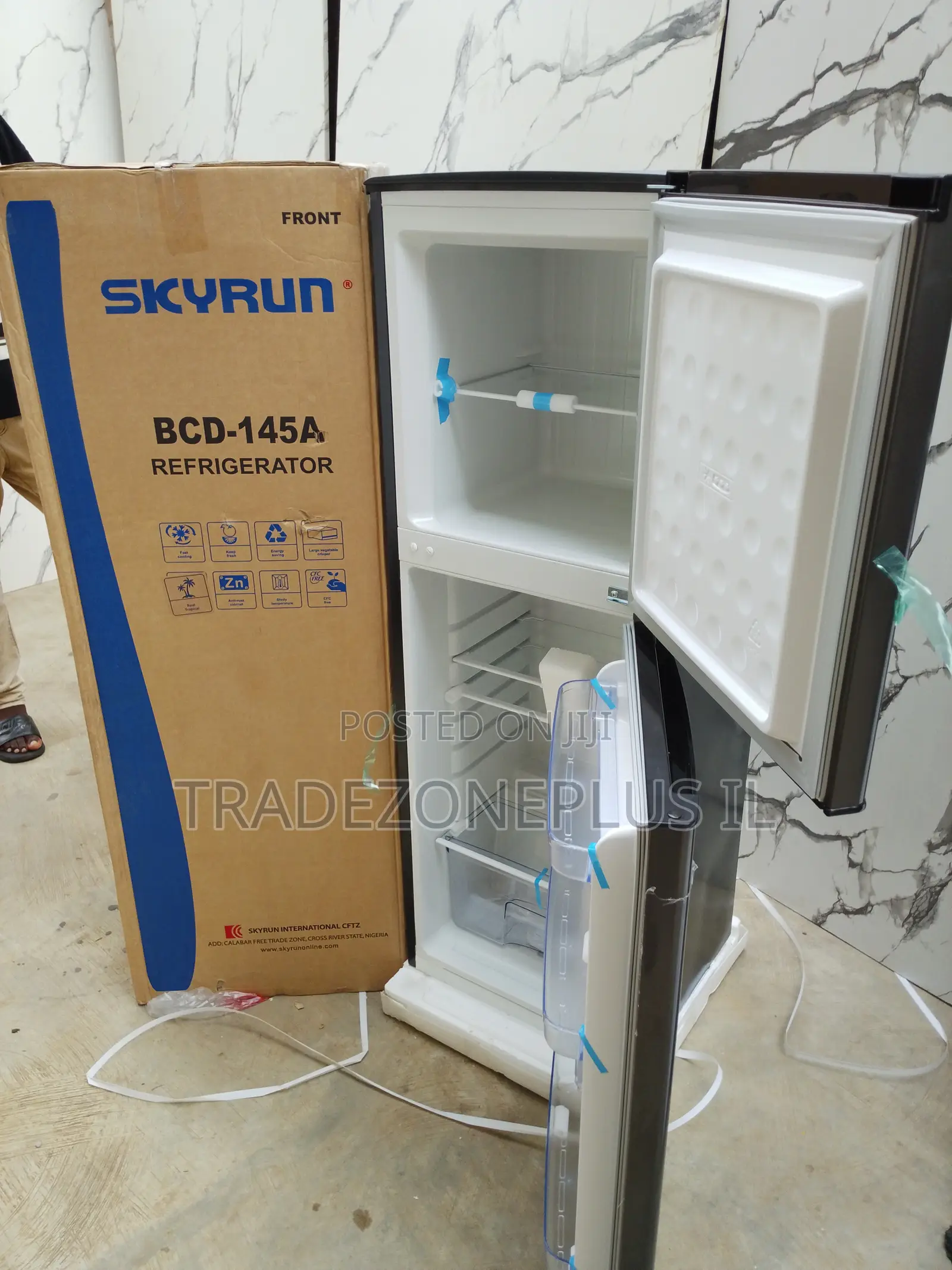 Skyrun BCD-145A Refrigerator for Office Use
