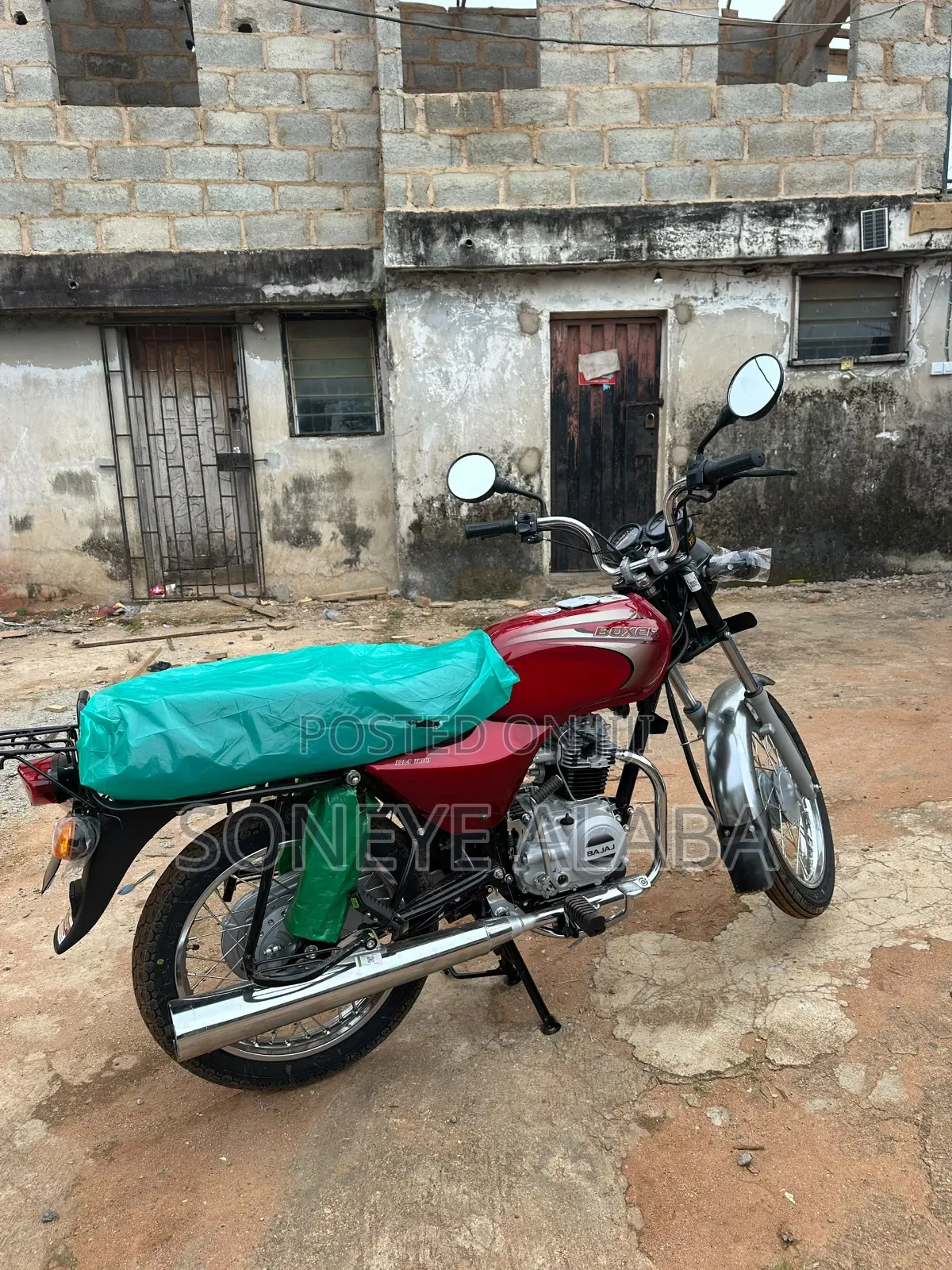 New Bajaj Boxer 2024 Red