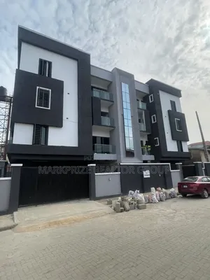 3bdrm Apartment in Pedro Gbagada Lagos for sale