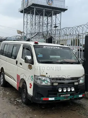Toyota HiAce 2008 White