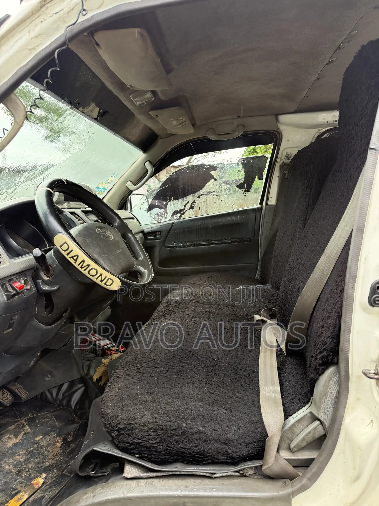 Toyota HiAce 2008 White