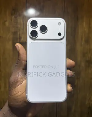 Apple iPhone 17 Pro Max 256 GB Silver
