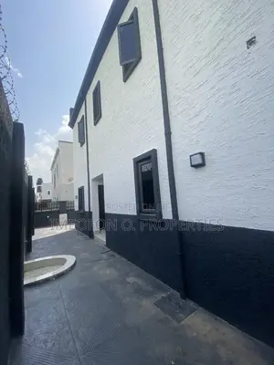 4bdrm Duplex in Kubwa for sale
