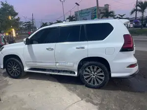 Lexus GX 2012 White