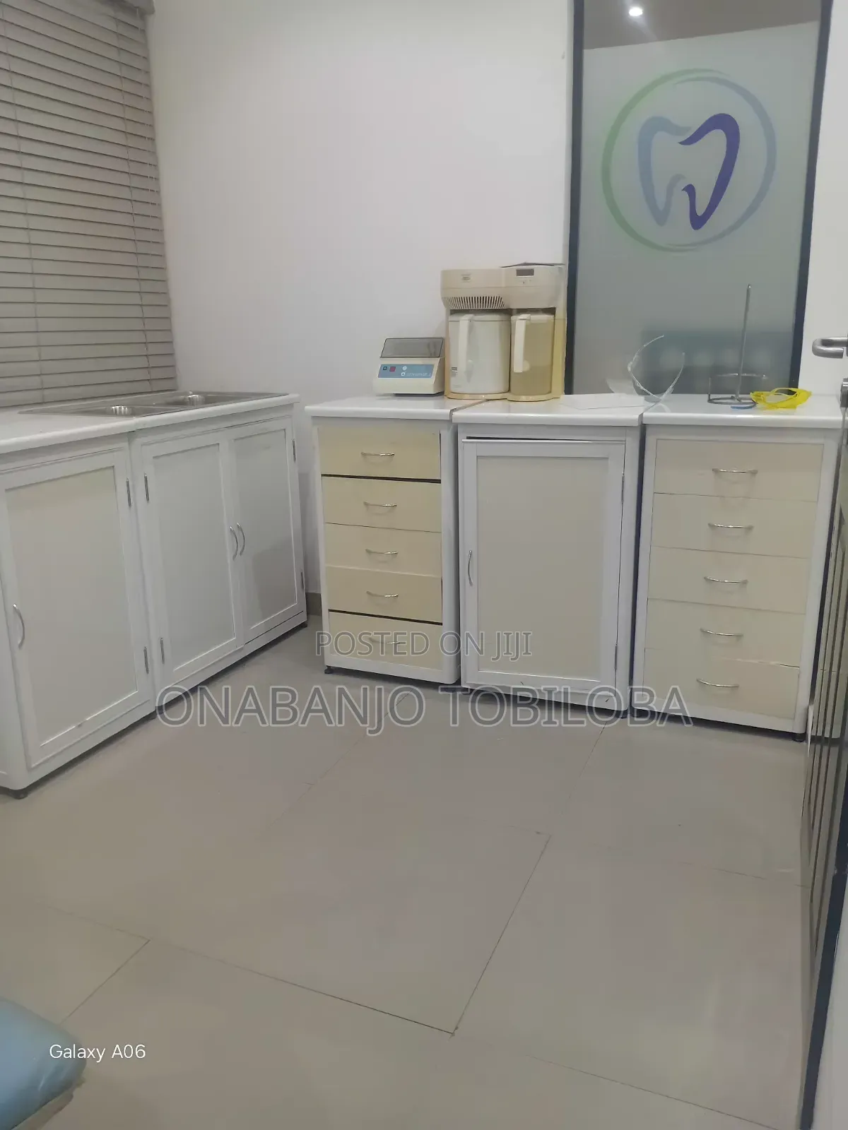 Caninets for Clinic and Kitchen Used