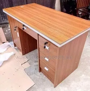 Modern Staff Desk
