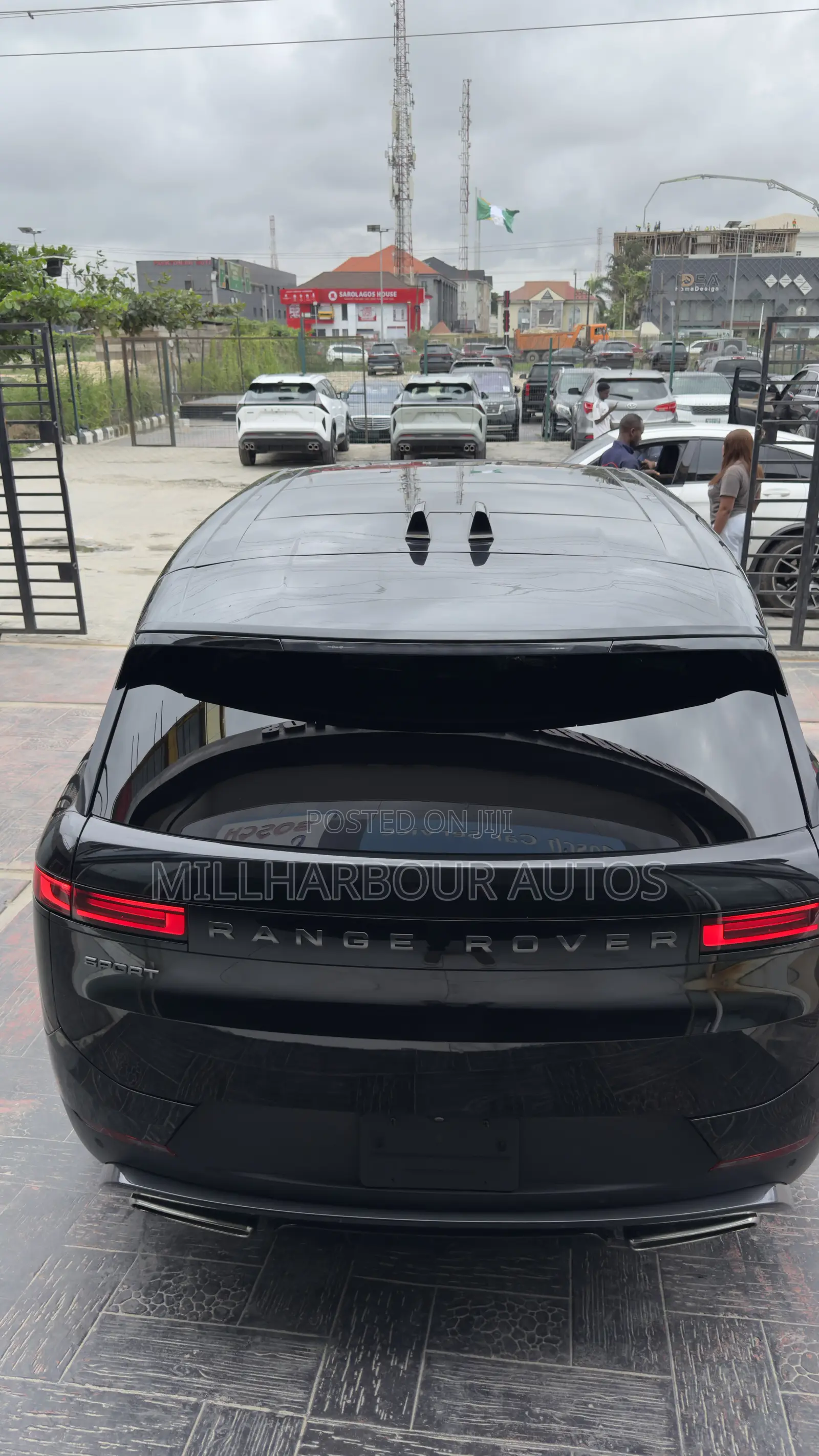 Rover Land 2024 Black