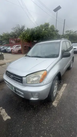 Toyota RAV4 Automatic 2003 Silver