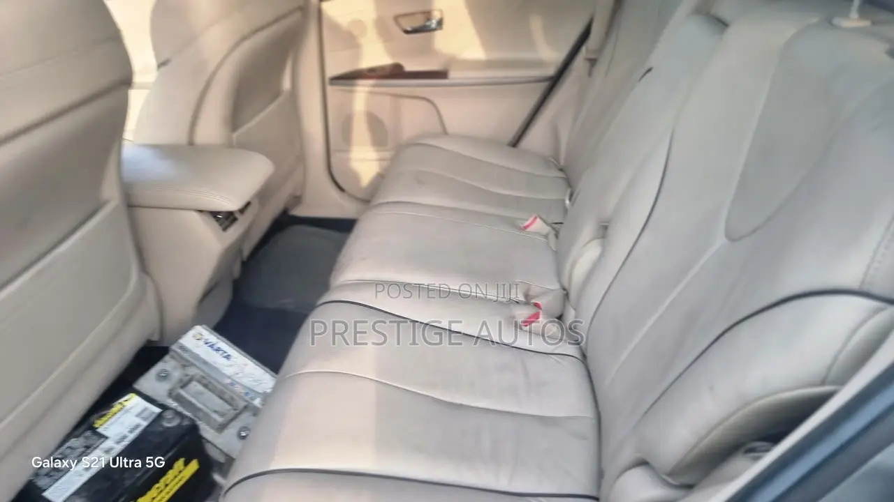 Toyota Venza 2012 Beige