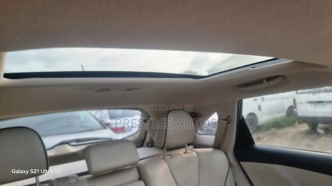 Toyota Venza 2012 Beige