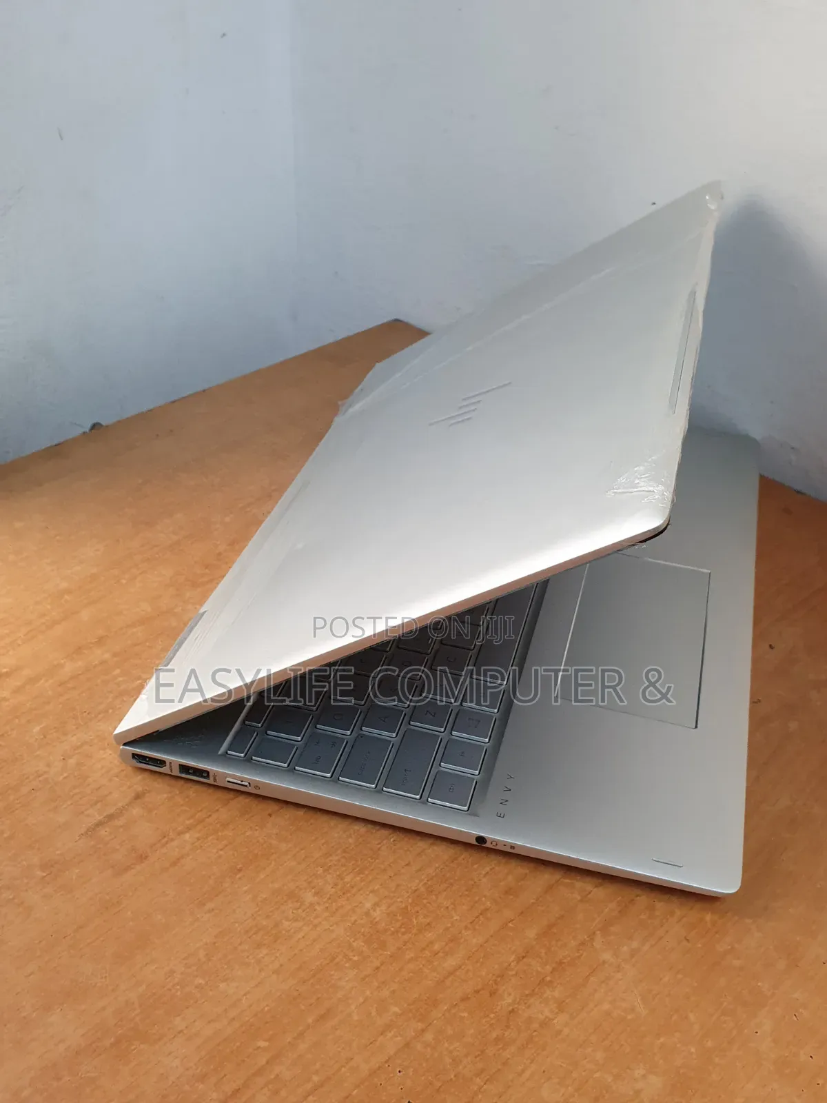 Laptop HP Envy x360 8GB Intel Core i5 SSD 256GB