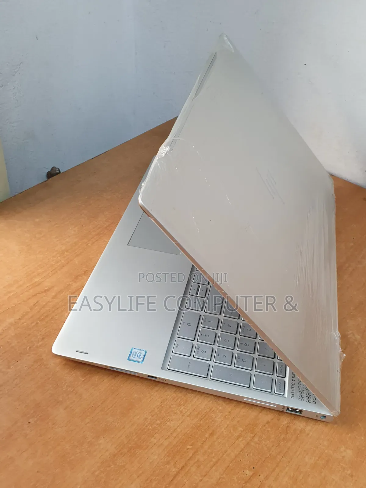 Laptop HP Envy x360 8GB Intel Core i5 SSD 256GB