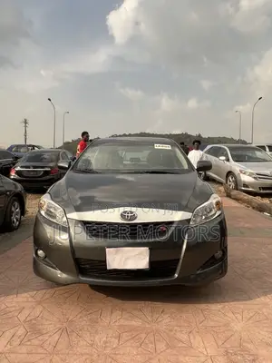 Toyota Matrix S Hatchback AWD (2.4L 4cyl 4A) 2010 Black