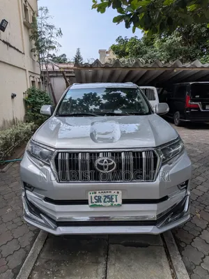 Toyota Land Cruiser Prado 2012 Silver