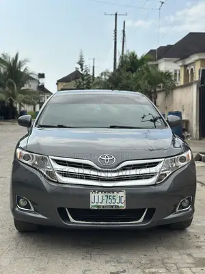 Toyota Venza Limited 2011 Gray