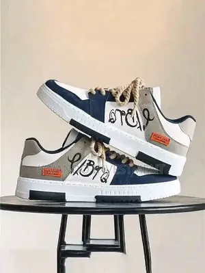 Luxurious Sneakers Shoes