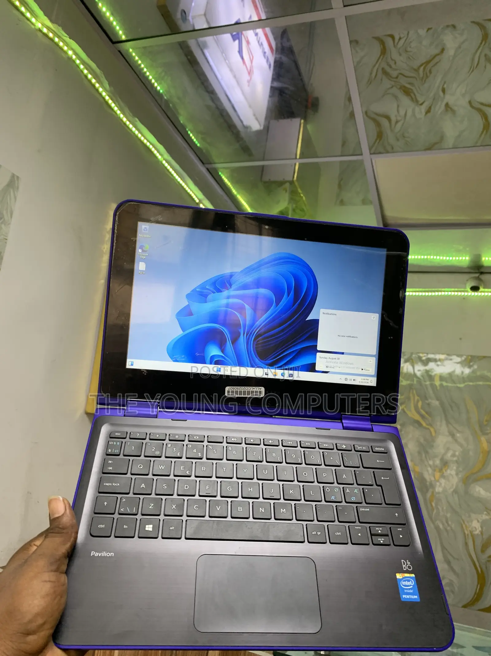 Laptop HP Pavilion x360 4GB Intel Pentium SSD 128GB