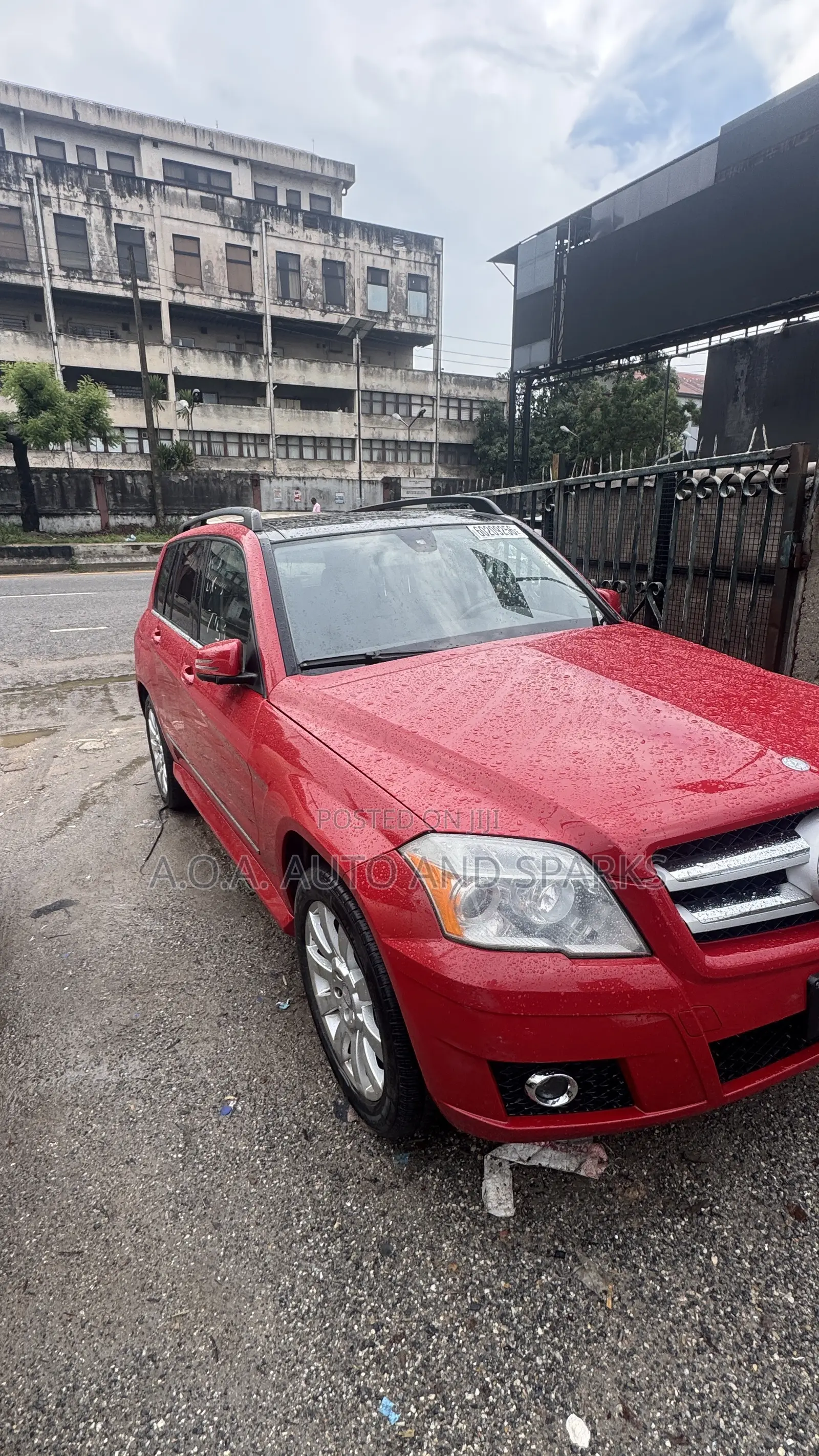 Mercedes-Benz GLK-Class 2010 Red