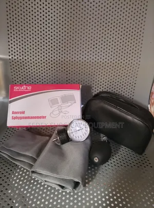 Skyline Aneroid Sphygmomanometer