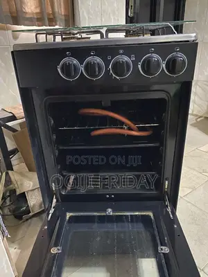 Gas Cooker With Oven