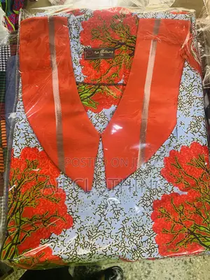 Exclusive Asooke and Ankara With Bold Collar