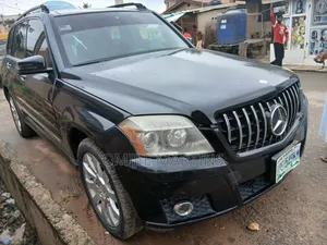 Mercedes-Benz GLK-Class 2011 Black