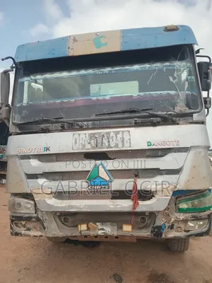 Top Distributor of Dangote,larfage and Bua Cement