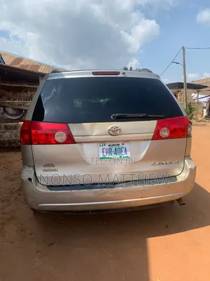 Toyota Sienna XLE 2008 Gray