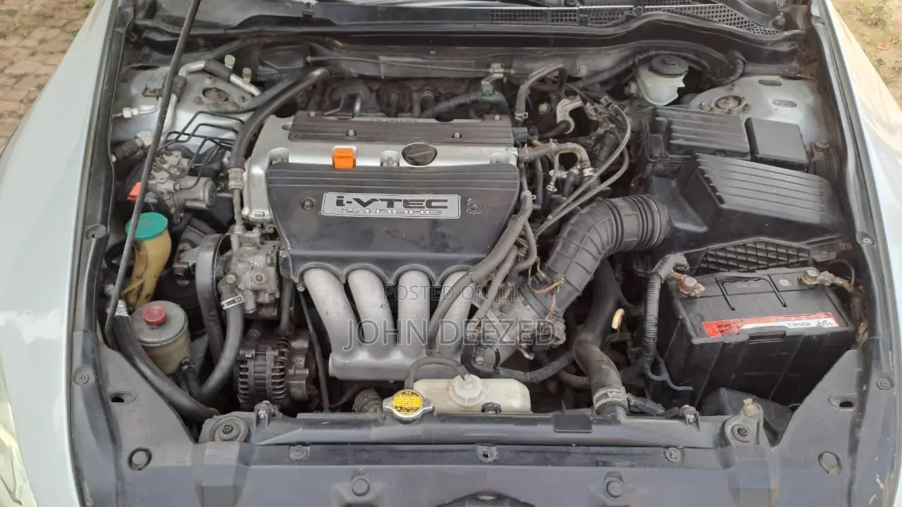 Honda Accord 2.0 Comfort Automatic 2005 Gray