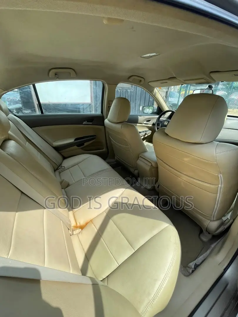 Honda Accord 2009 Gold