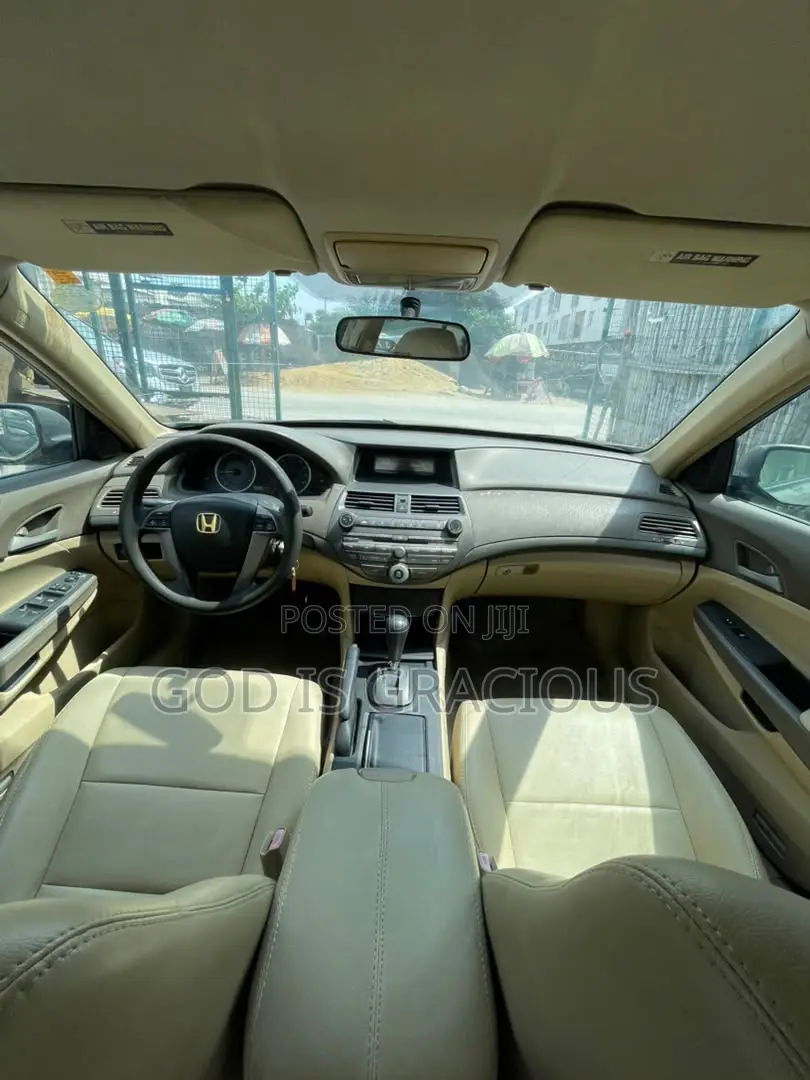 Honda Accord 2009 Gold