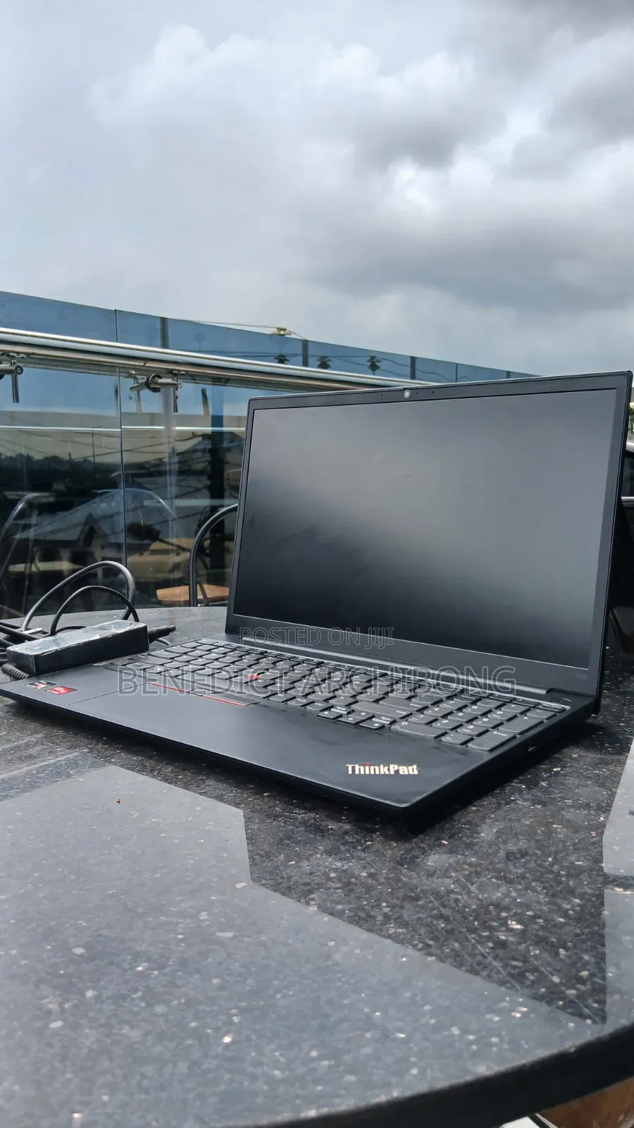 Laptop Lenovo ThinkPad E15 16GB AMD Ryzen 5 SSD 256GB