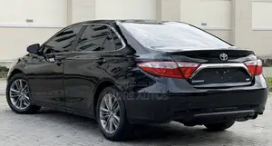 Toyota Camry SE 4dr Sedan (2.5L 4cyl 6A) 2017 Gray