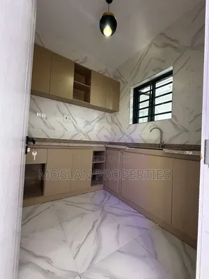 1bdrm Apartment in Lekki Phase 2 for rent