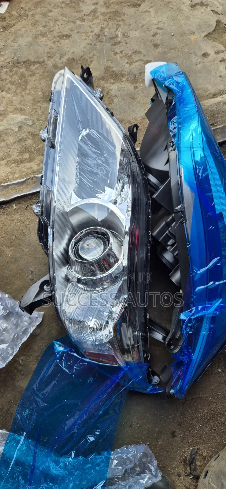 Head Lamp Sienna 2012