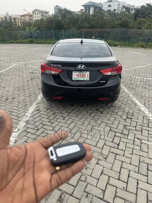 Hyundai Elantra Limited 2012 Black