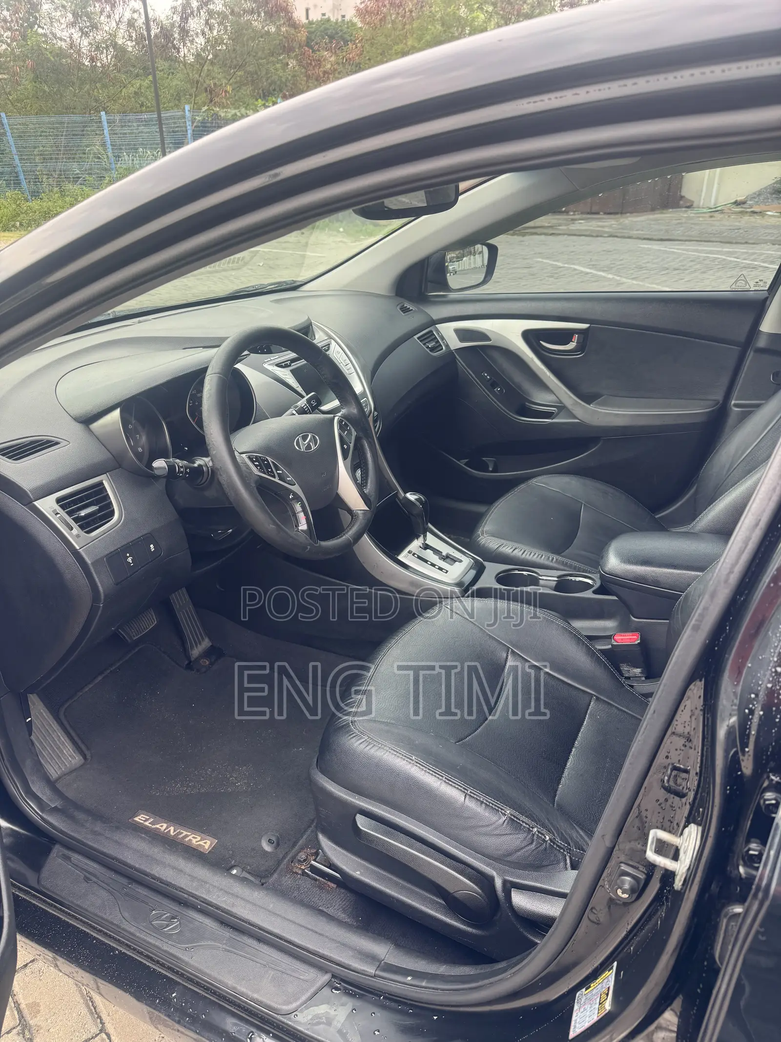 Hyundai Elantra Limited 2012 Black