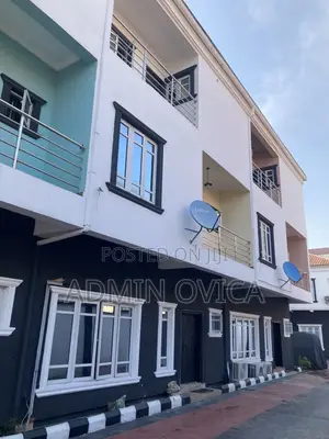 3bdrm Townhouse / Terrace in Ikeja GRA for rent