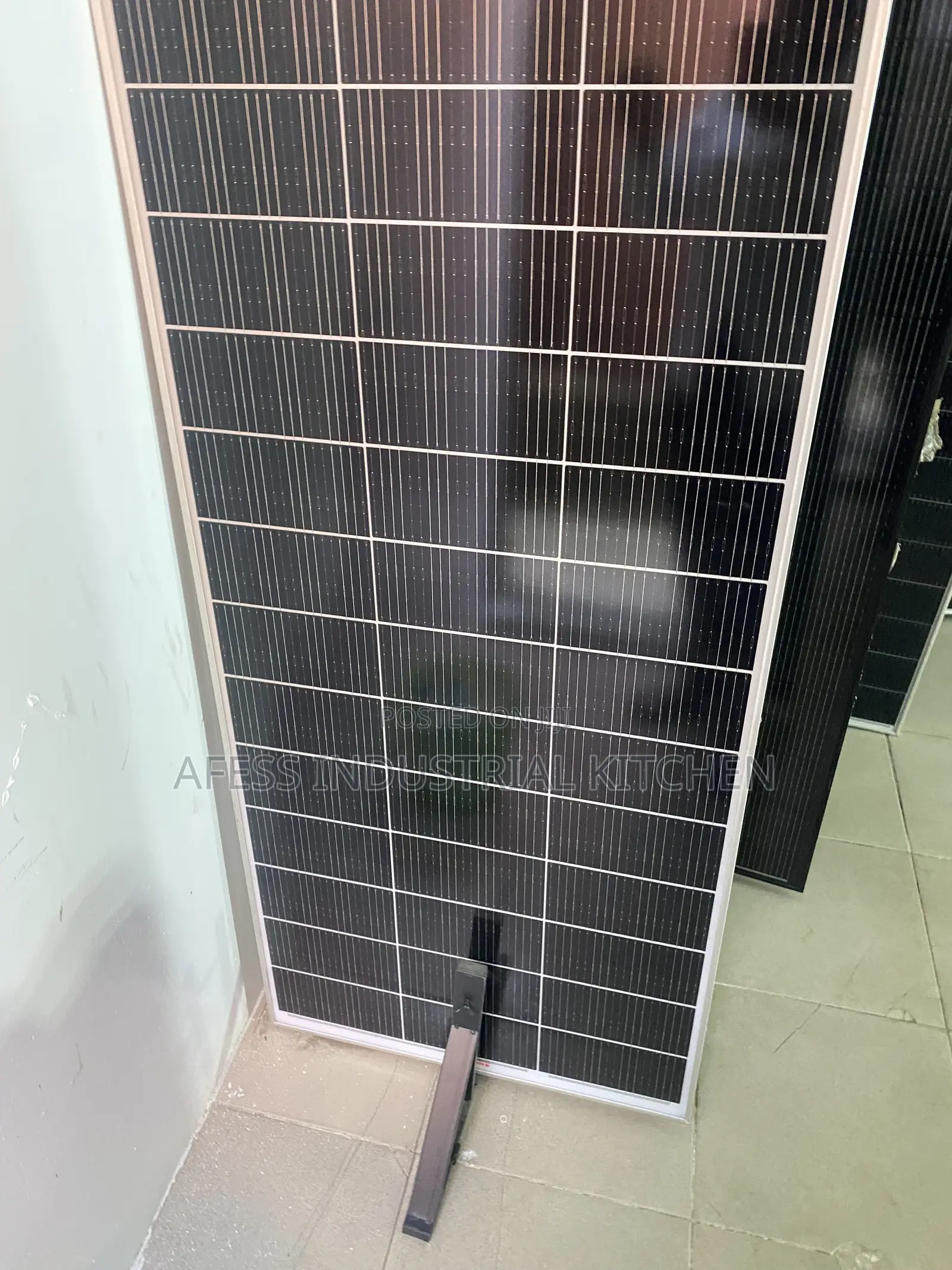 200 Watts Mono Solar Panel 18V