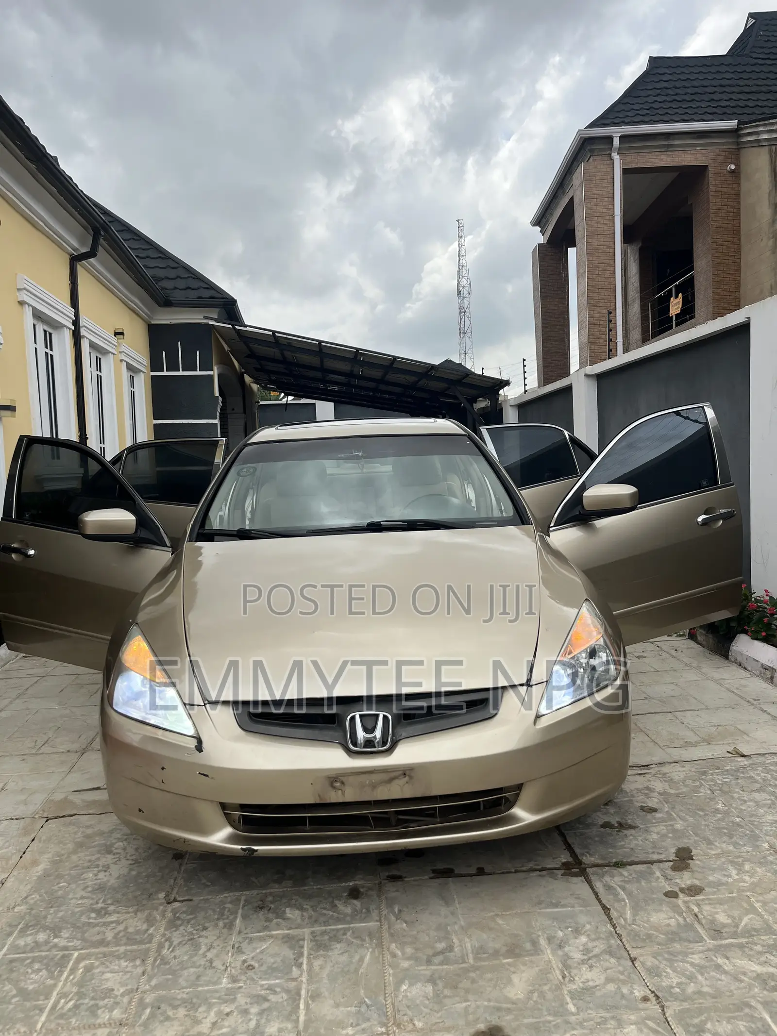 Honda Accord Automatic 2005 Gold