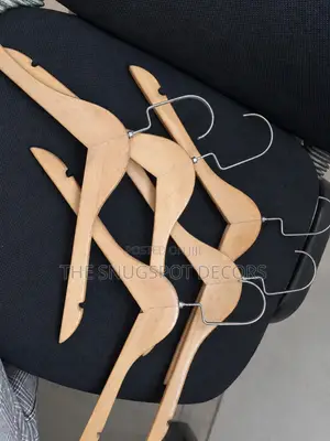 Wooden Hangers Per Dozen